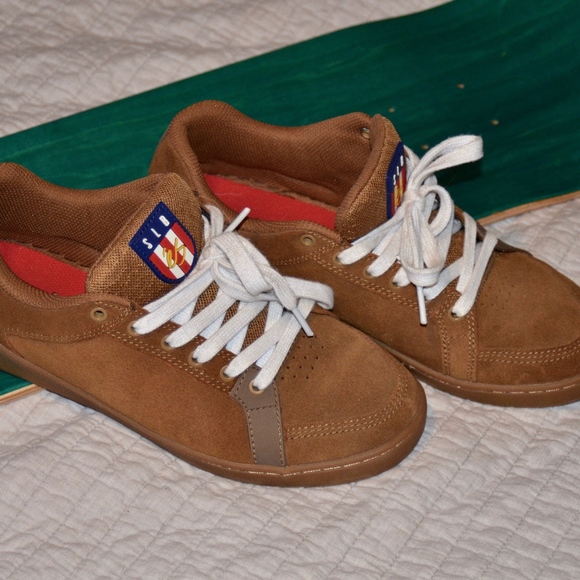 etnies sal